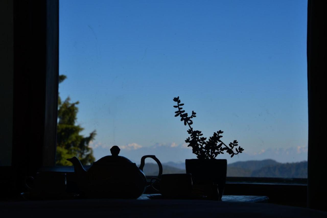 Chirping Orchard, Mukteshwar Bed & Breakfast エクステリア 写真